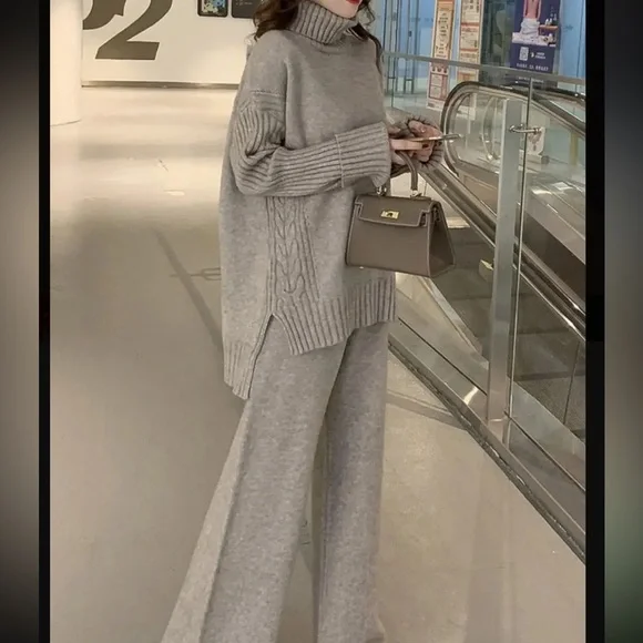 Elegant Gray Turtleneck Sweater with pants 2 pieces set